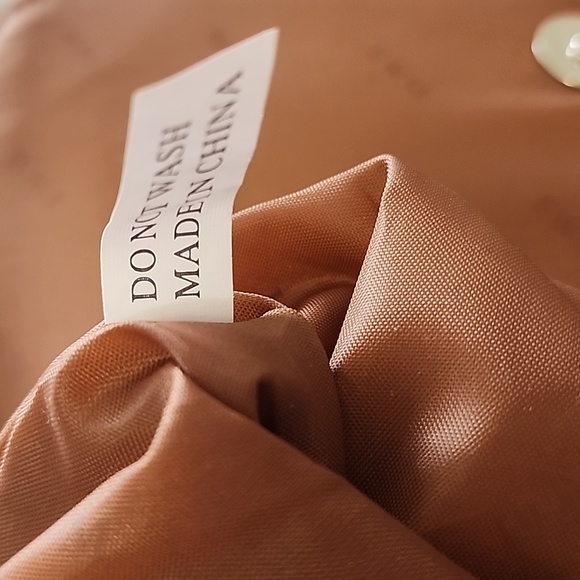 EWM Women's Small Tan Colored  Shoulder Bag - Picture 8 of 11